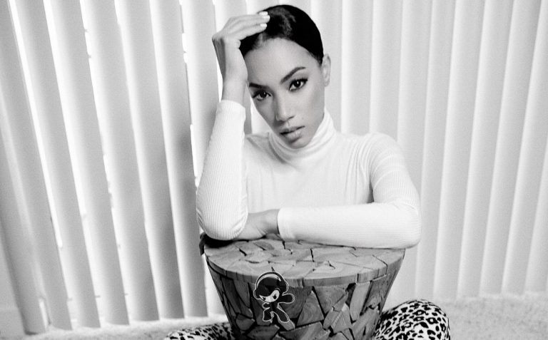 Chanelle Ray - Still Waters (R&B)