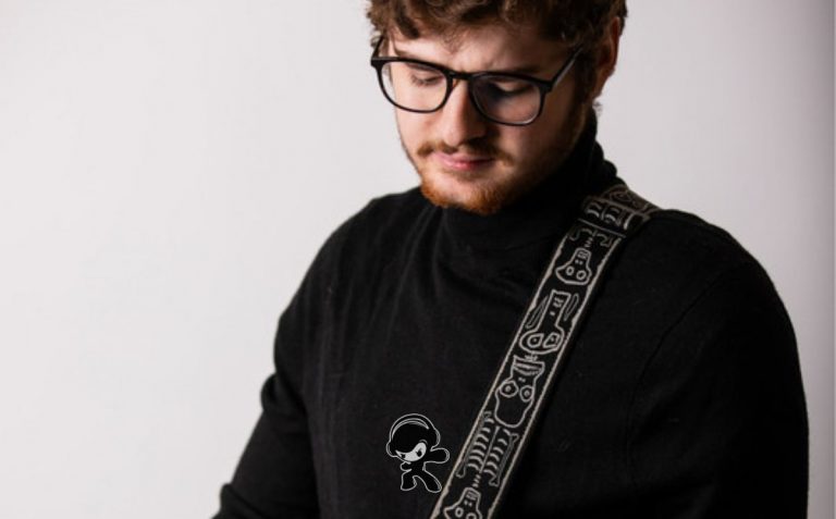 Gus Thompson - 'Wasting Time'