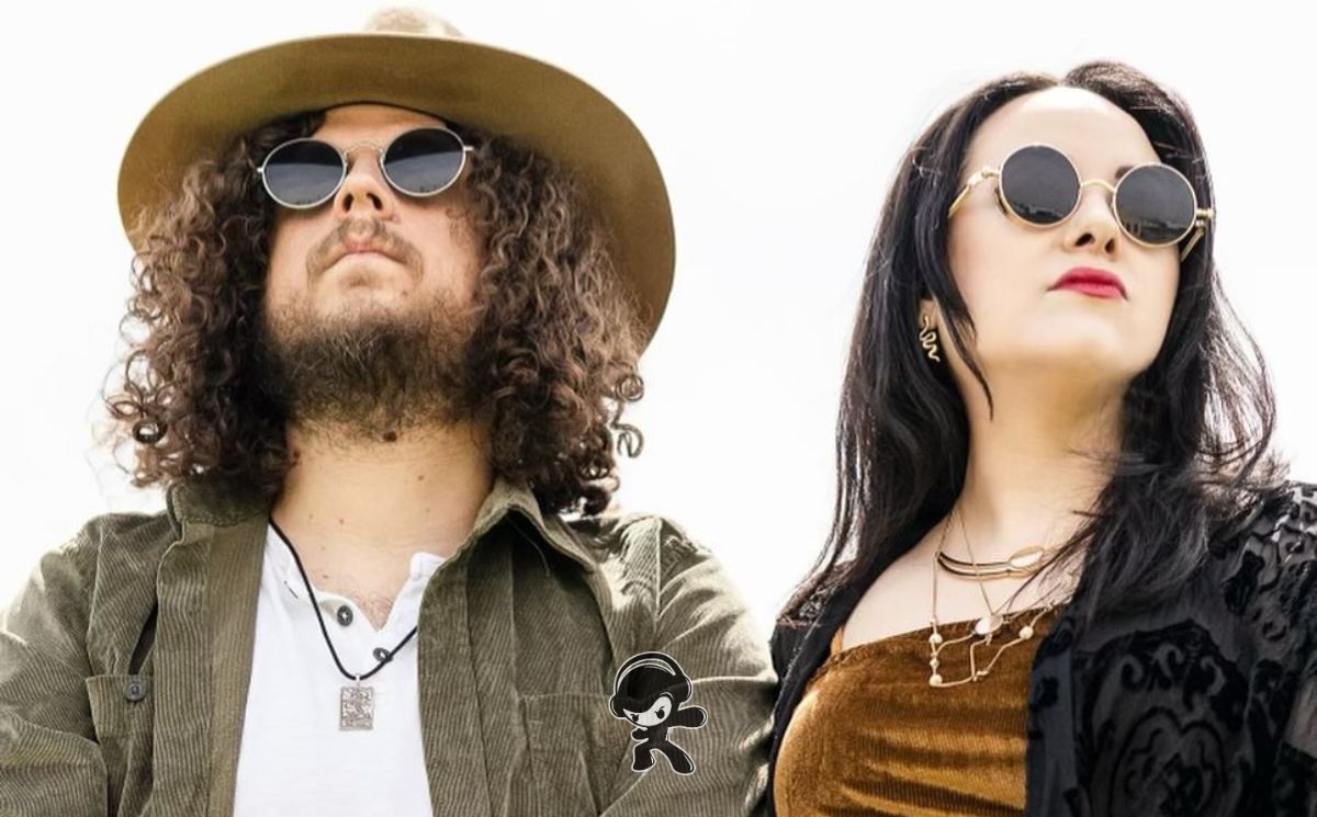 Desi and Cody - John Wayne (Indie Pop)