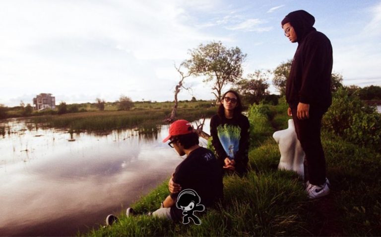 Enola - 'Lambda (Λ)' (Stoner Rock)