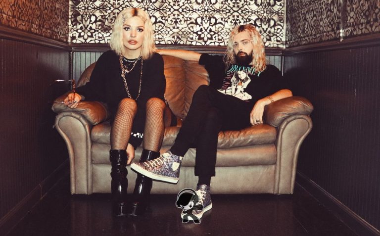 Flora Cash - 'My Ex Would've Left By Now' (Alternative Pop)