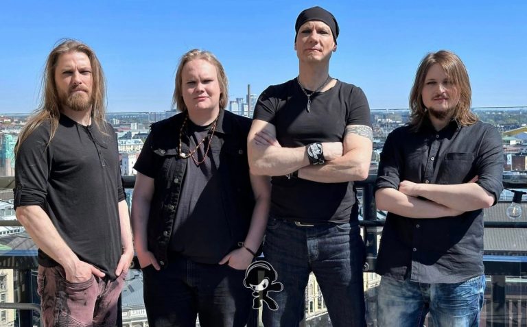 Gentle Savage - 'Fuel My Fire' (Hard Rock)