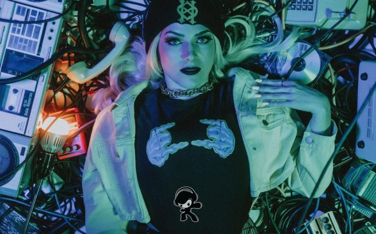 Harley Olivia - 'You're Not Ready' (Alternative Rock)