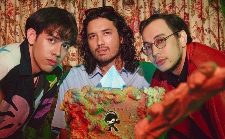 MANJA - Wax & Feathers (Alternative Pop)