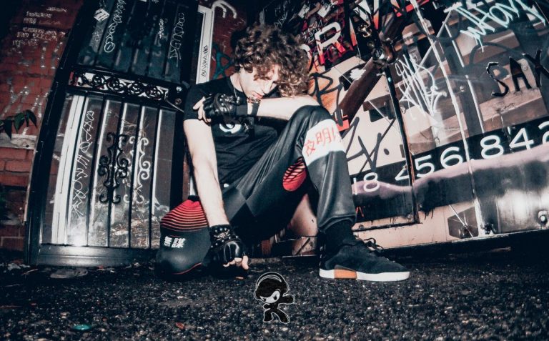 Maxx Xero x P.H.0 x CMPLR - 'Phantom' (Metalcore)