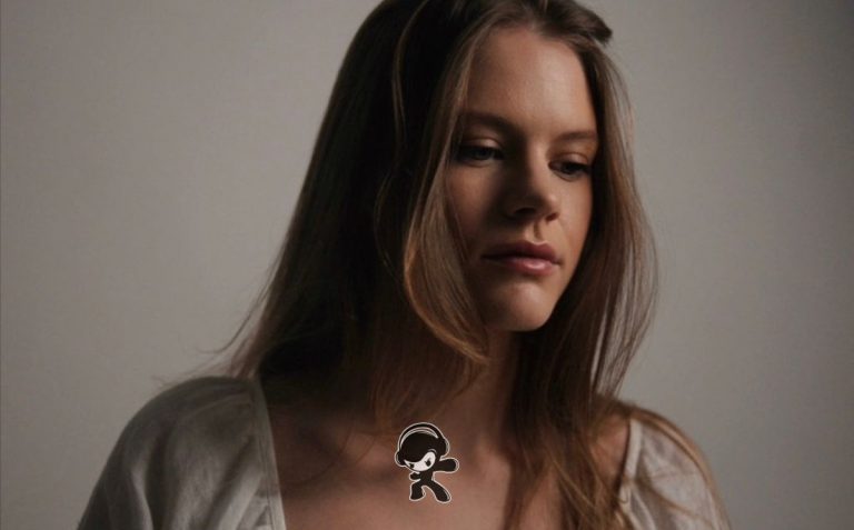 OLI - 'Come Back (Don't)' (Adult Contemporary)