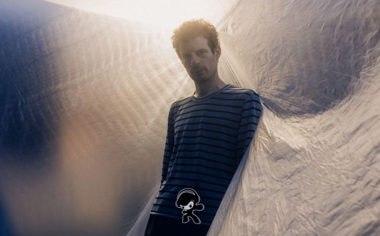 Photay - 'Global Wind Trade' (Downtempo)