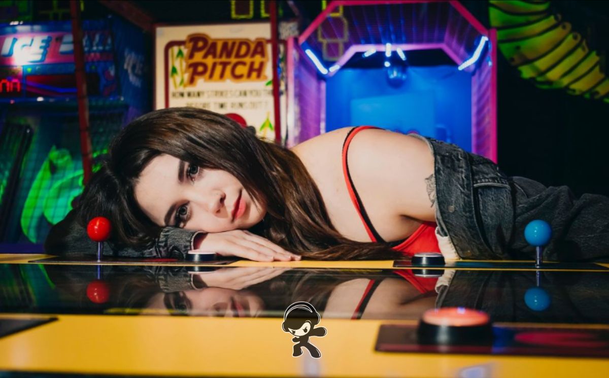 Brigitte - 'Monsters' (Pop)