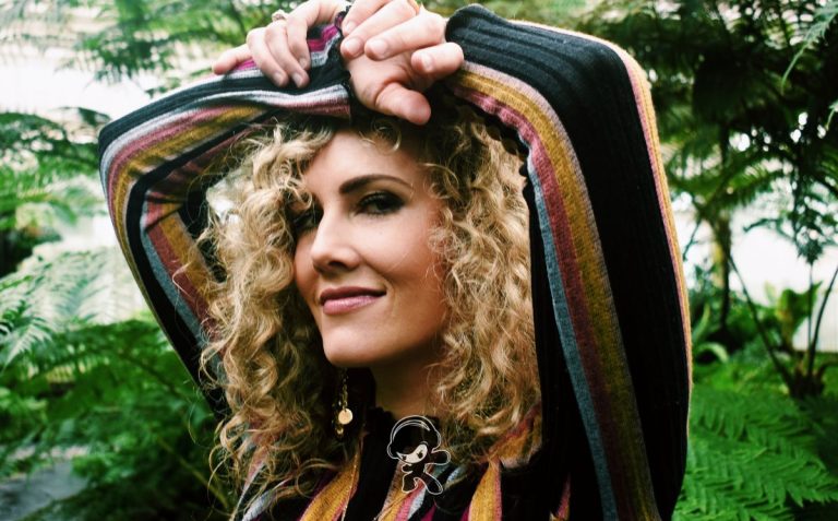 Cassandra Cole – 'Wednesdays' (Alternative Rock)