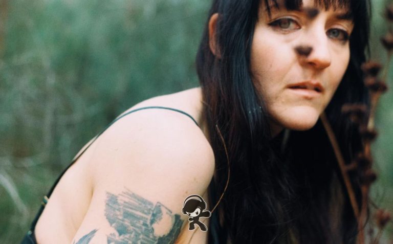 Catherine Traicos - Swansongs (Álbum 2024)