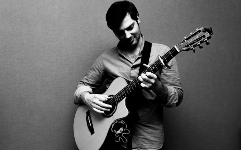 Emilio Lanza - 'Just Say Something' (Synthpop)