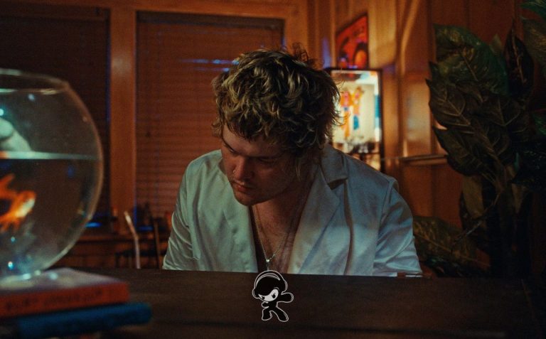 Thunder Jackson - 'The Fever & The Dream' (Indie Rock)