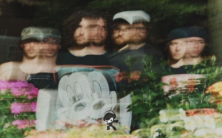 Two Point Oh - 'Jackie Smile' (Grunge)