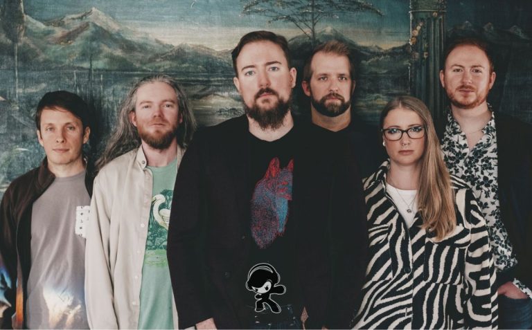 VERSA - 'Flew the Coop' (Indie Rock)