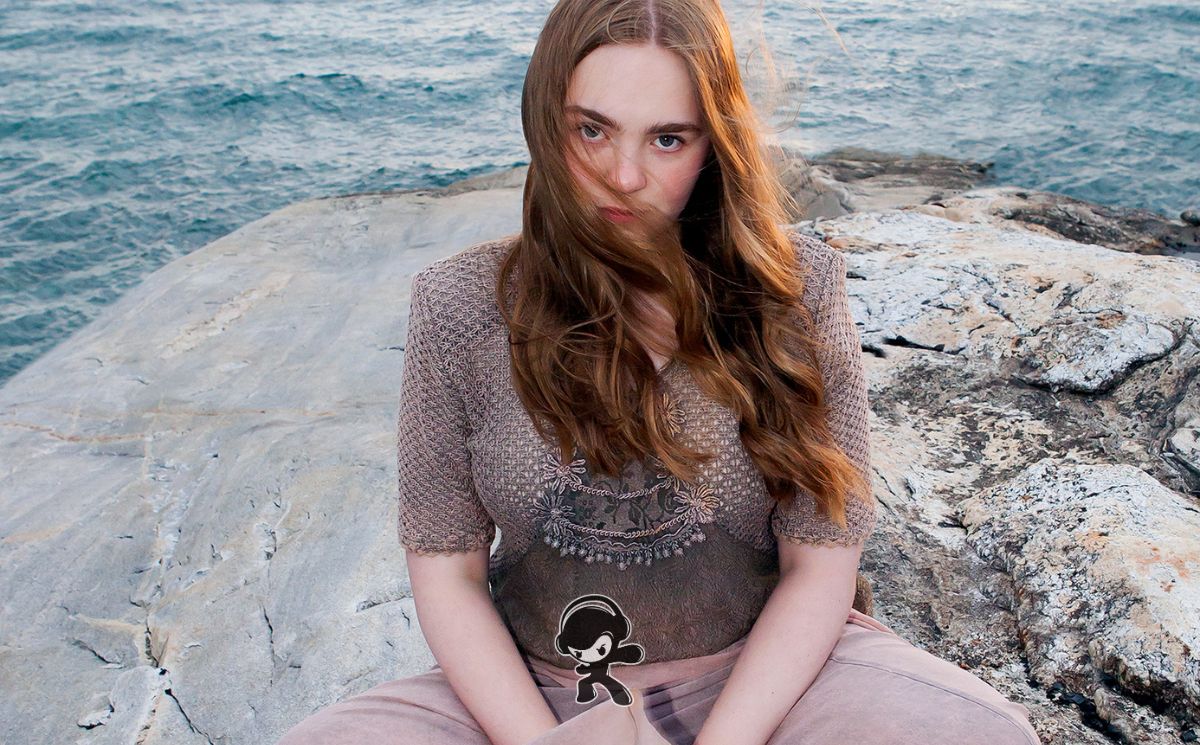 Hanna Andréa - Stranded in the Middle (Indie Pop)