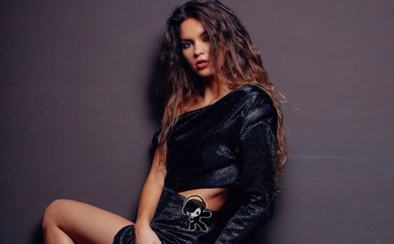 Keeana Kee - Forever Young (Pop)