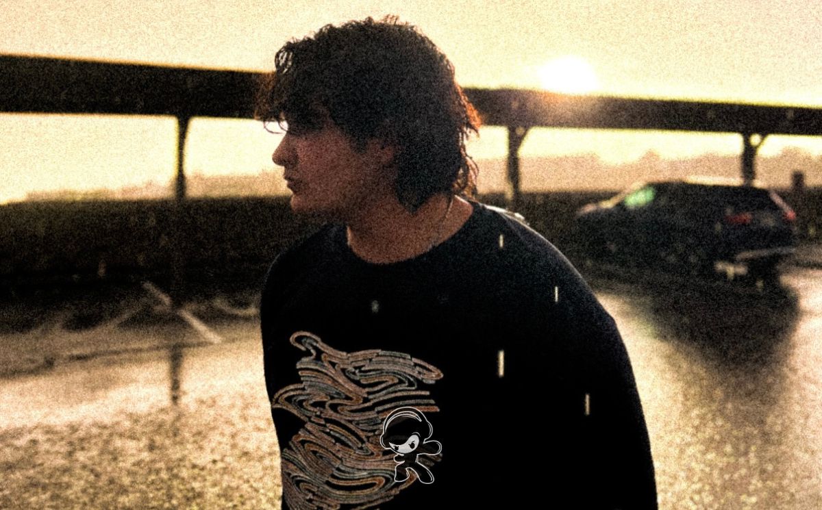 Lonely Tommy - Insomniac (Indie Rock)