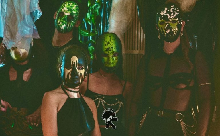 MoulD x Amaya Ω – Blood Drips (Alternative)