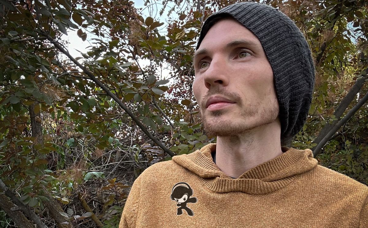 Richard Tyler Epperson - December Night (Alternative Rock)