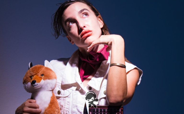 Santiza - Confesiones (Latin Pop)