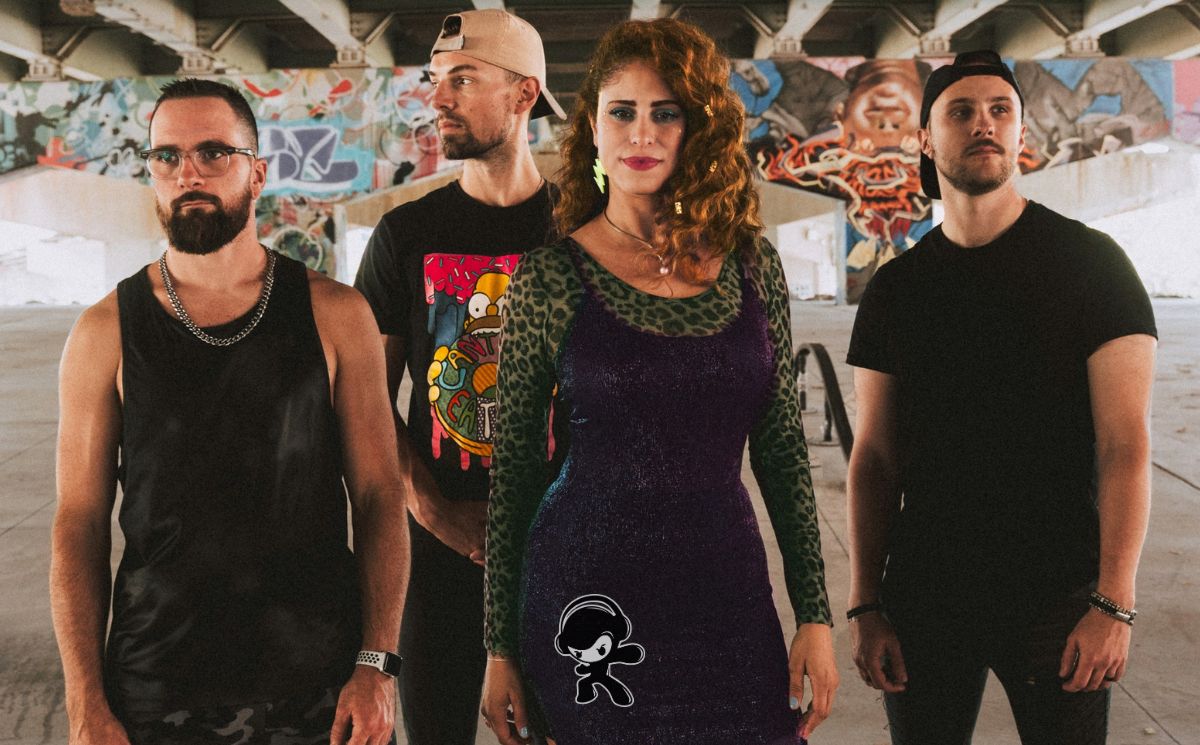 Sarah Shafey – Don’t Be Afraid of the Dark (Post-Grunge)