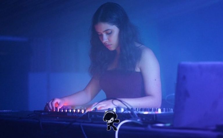 Sasha Scott - 'Inertia' (Experimental Electronic)