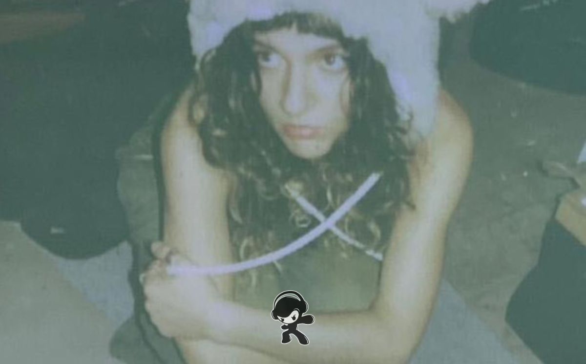 naya mö - wanderlust (Alternative Rock)