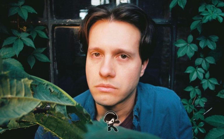 Expedition: Oliver - The Astronaut (Indie Rock)