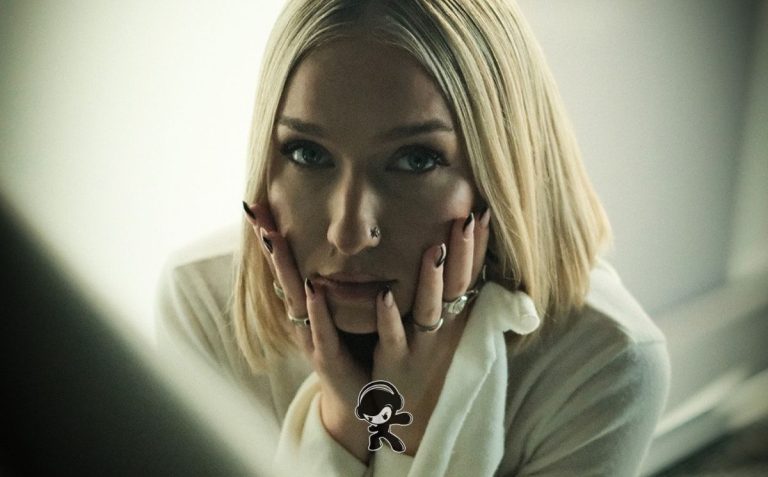 Joelle - Eyes Don't Lie (Alternative Pop)