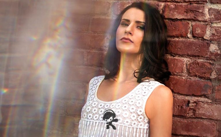 Lael Summer - Hello (Alternative Pop)