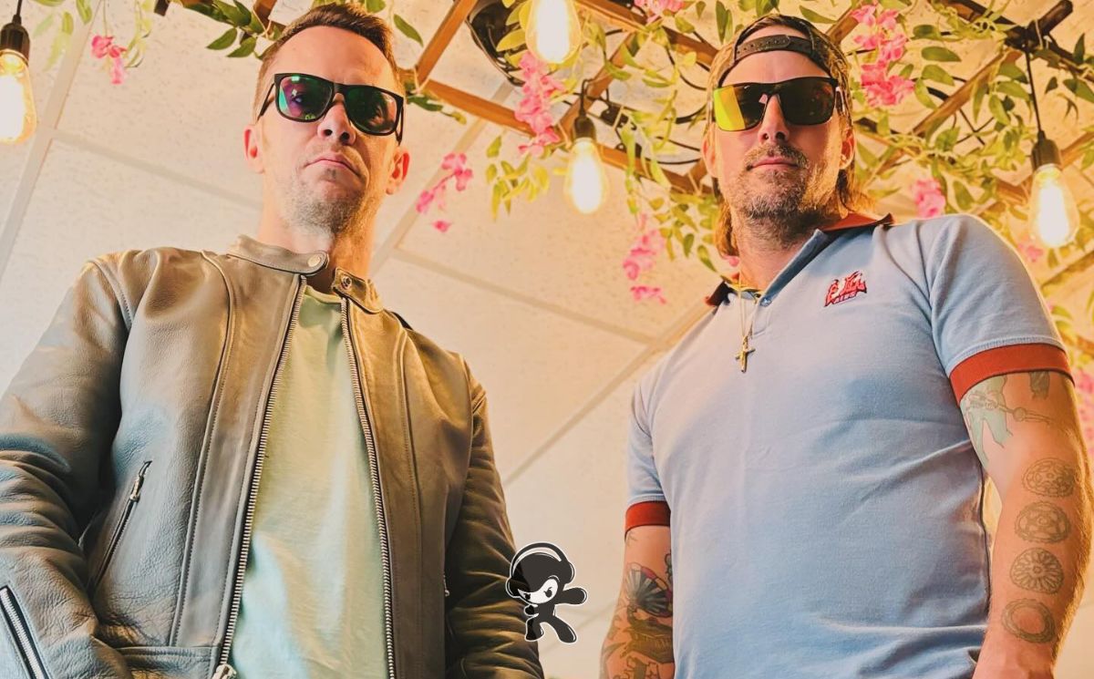 Men Who Wave - Almost Anything (Alternative)