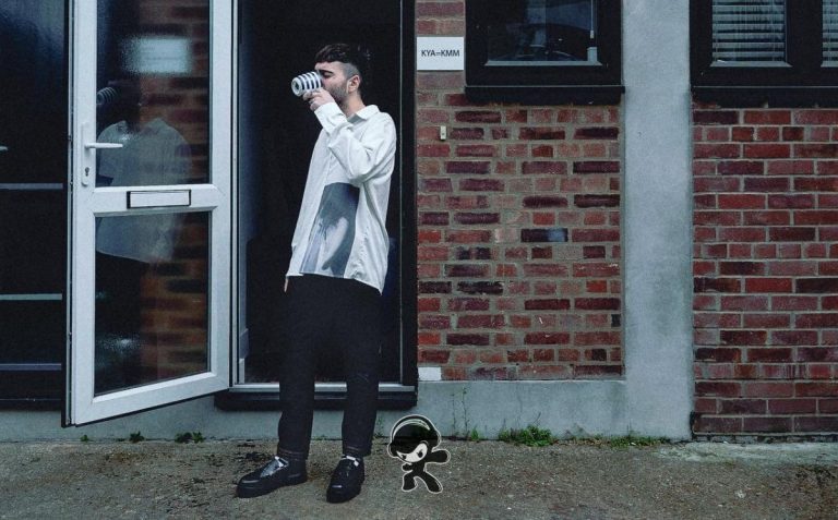 Idioteque - What Is Far Behind (Trip-Hop)