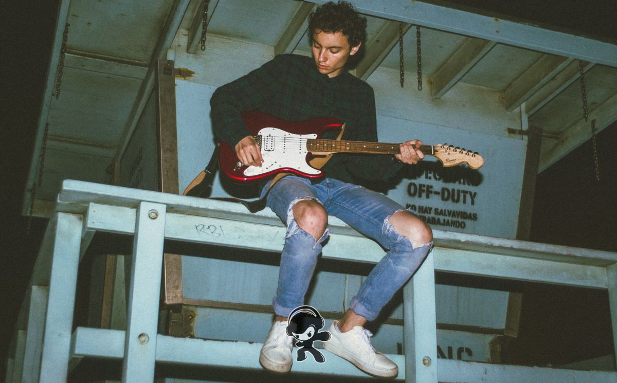 Luke Angelo - The Pool (Indie Rock)