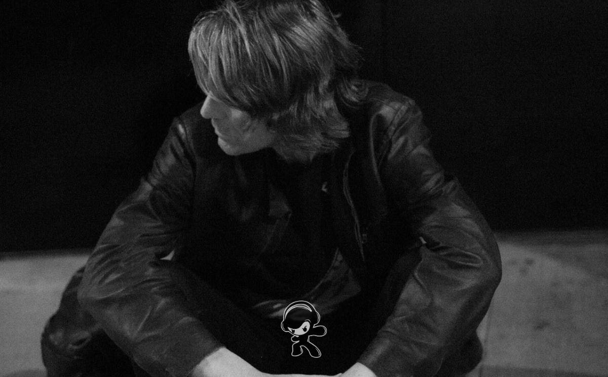 Mr. Limbis - Dark Butterfly (Alternative Rock)