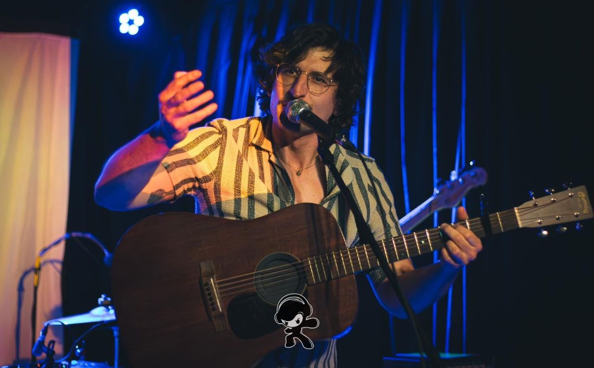 Nick Faye - Undone (Pop Rock)