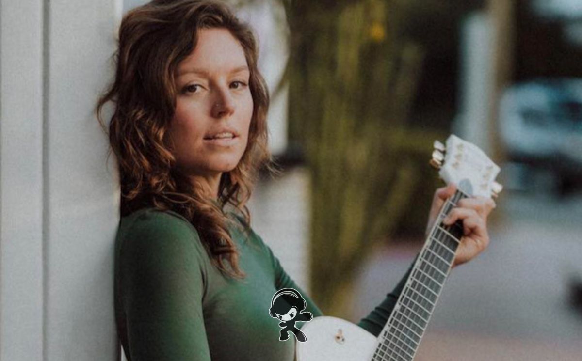 Nuraini - Just A Little (Indie Pop)