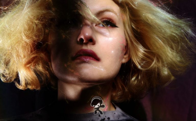 Poly Armour & dvdv - USee (Downtempo)