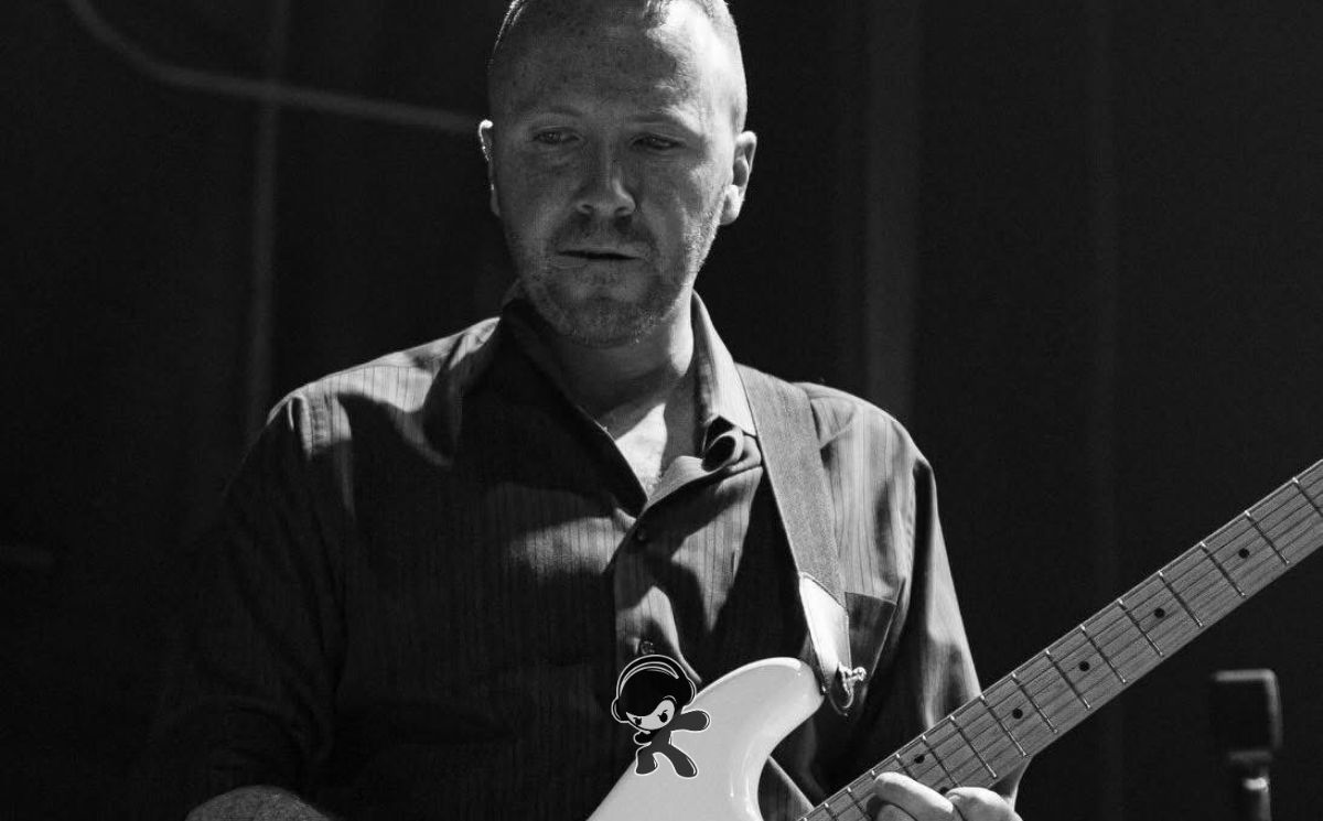 Satin Rivers - Take Me Away (Alternative Rock)