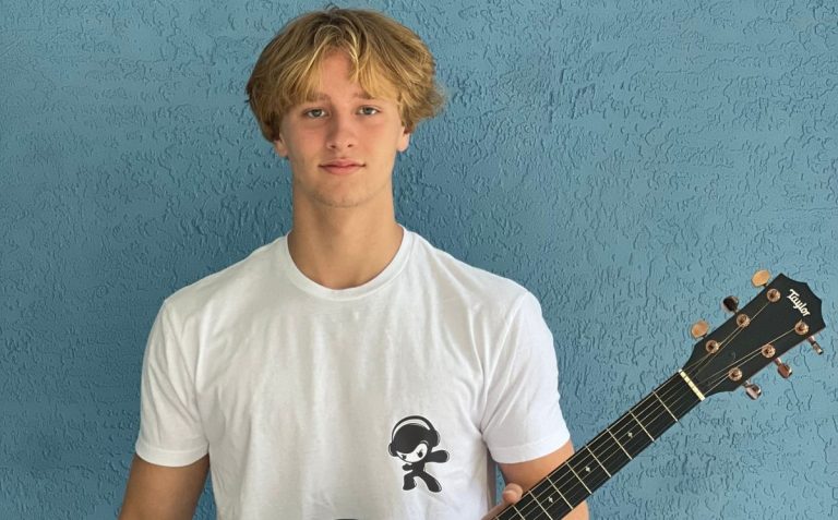 Sawyer Rief - Sorry to Say (Indie Rock)