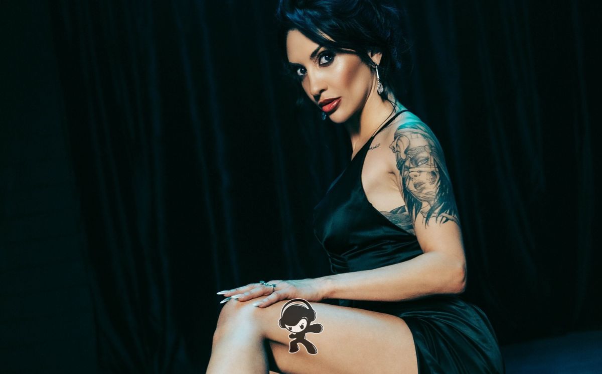 Sierra Blacc – Mirrors (Alternative Pop)