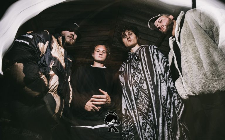 Strawberry Lace - When The Dog Bites (Post-Hardcore)