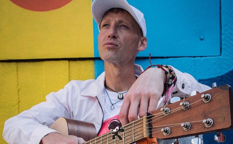 John Blaylock - Life By The Gram (Indie Pop)