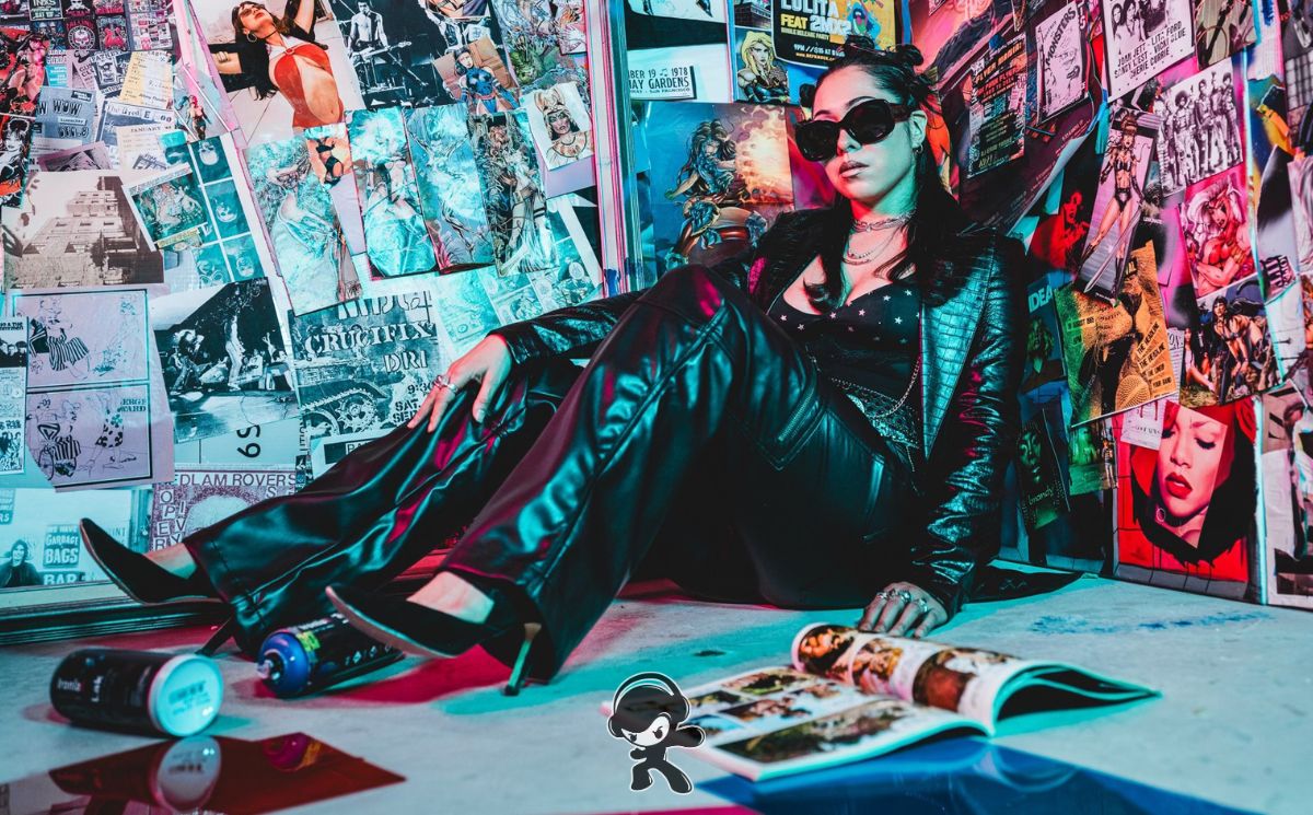 Lolita - My Head (Pop Rock)