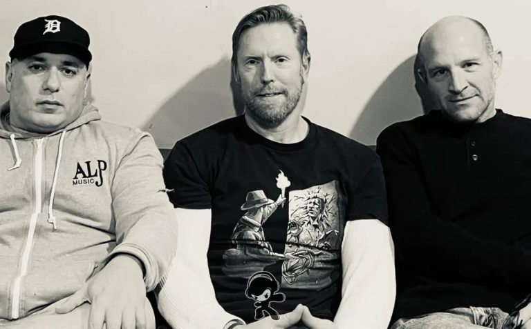 Marcus: the Apex Predator! - No Fraction (Hard Rock)