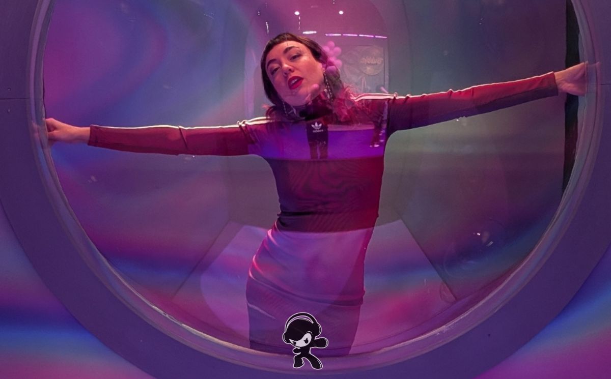 ALIX OF TOMORROW - Butterfly (Electro Pop)