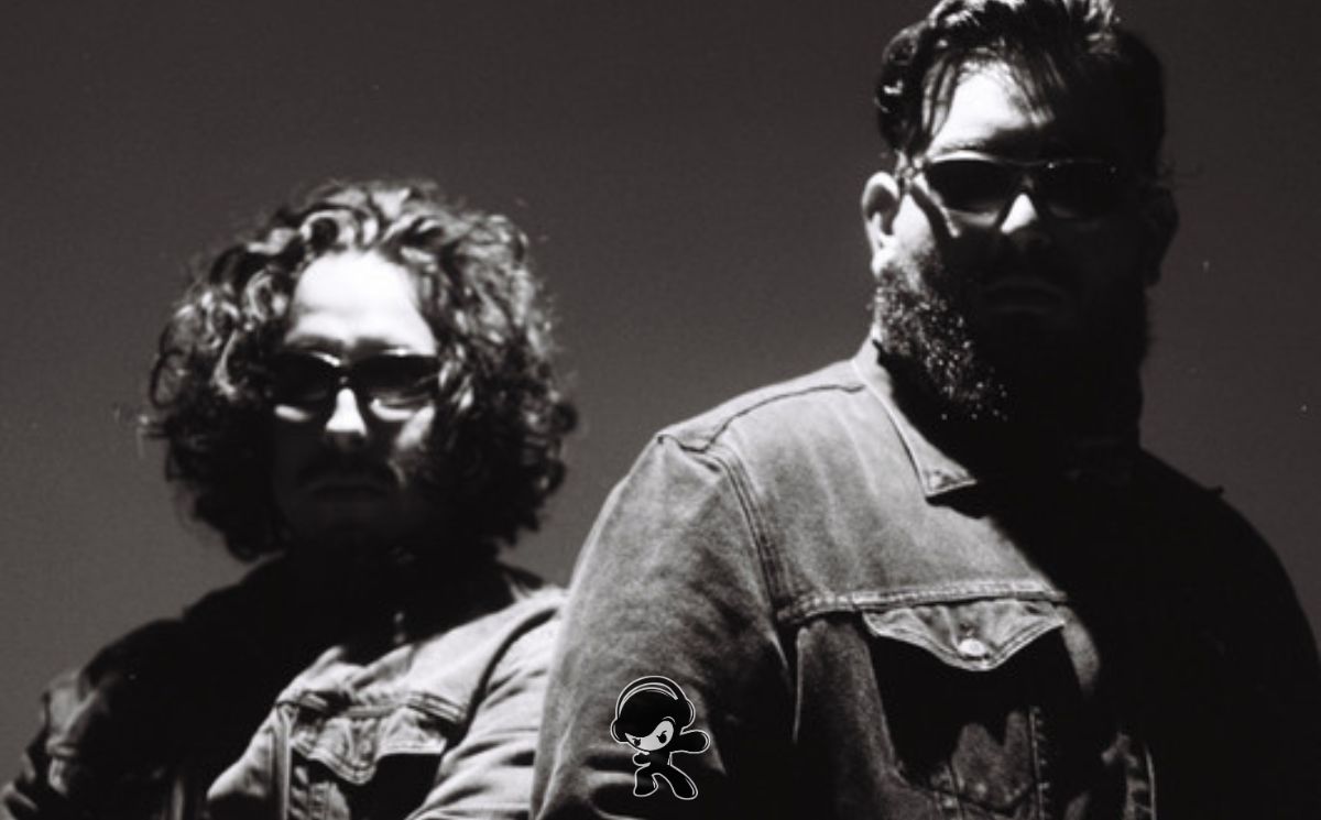 Chrome Zero - deathwishkisses (Alternative Rock)