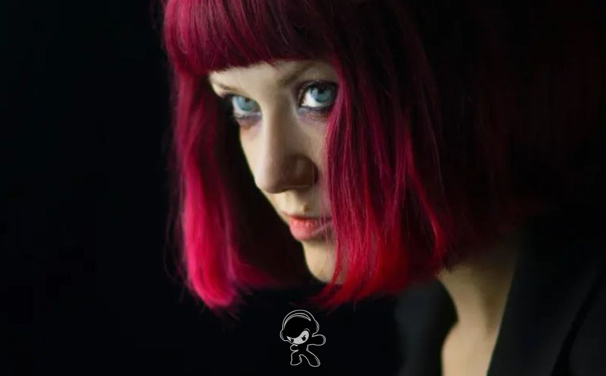 Elisa Zoot - King Kong (Alternative)