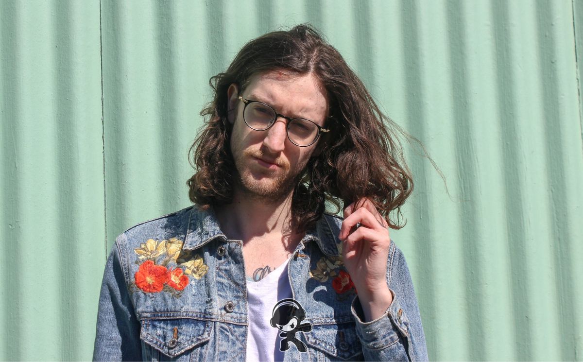 Floral Couches - Red Wine (Indie Pop)