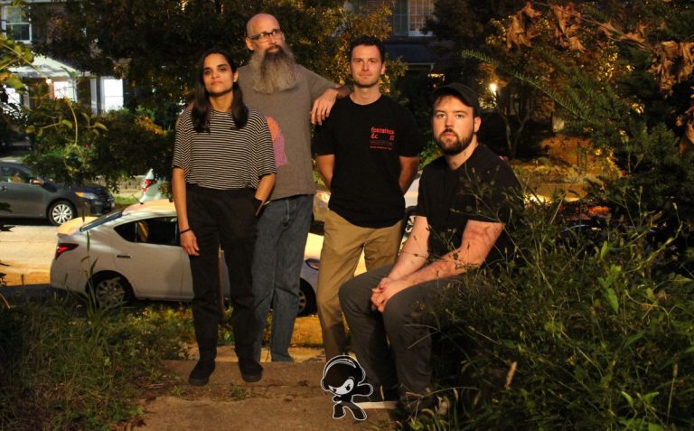 Icarus Phoenix - The World That We Live In (Indie Rock)