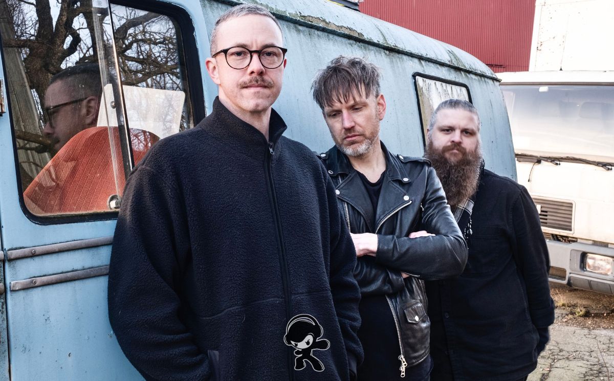 KAZEA - Whispering Hand (Noise Rock)